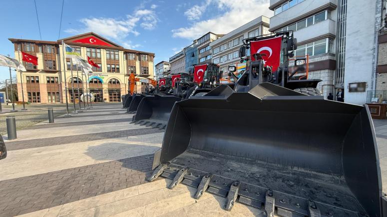 BÜYÜKŞEHİR ARAÇ FİLOSUNU HER GEÇEN GÜN GENİŞLETİYOR